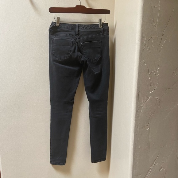 Mossimo black wash, distressed skinny jeans - Picture 2 of 5